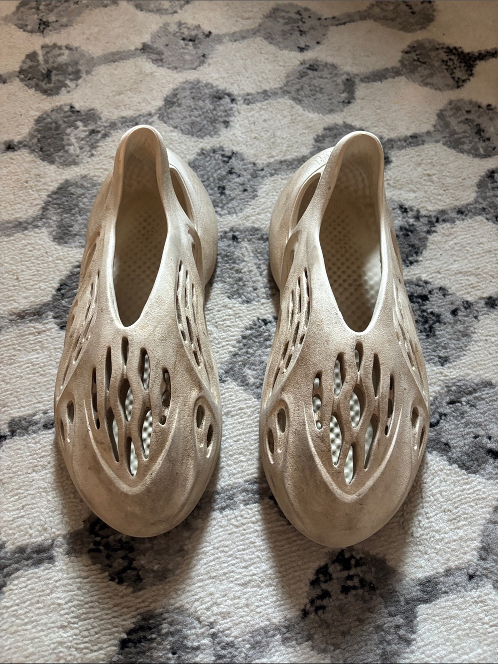 Yeezy Foam Runner Slip-On Sandals in Light Tan